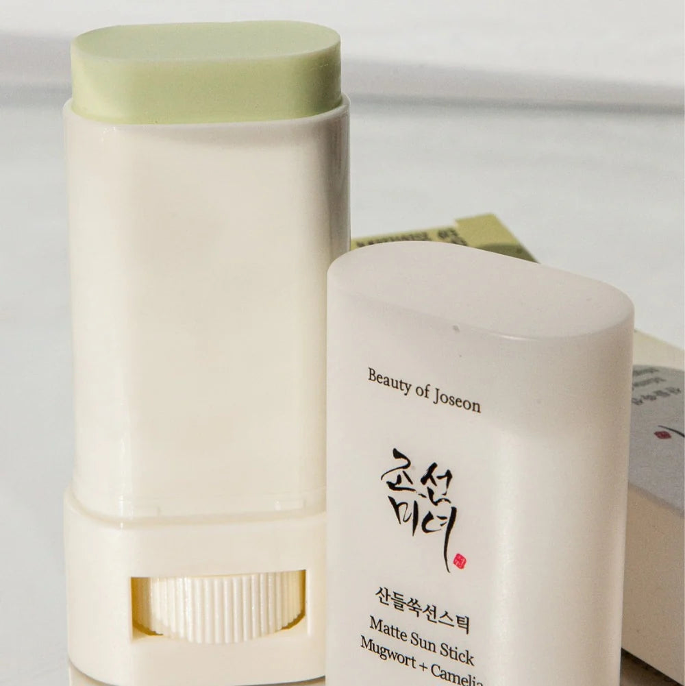 BEAUTY OF JOSEON - Matte Sun Stick : Mugwort + Camellia SPF50 PA++++ - 18g